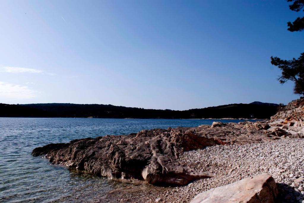 Hotel Pansion Ana Mali Lošinj Exterior foto