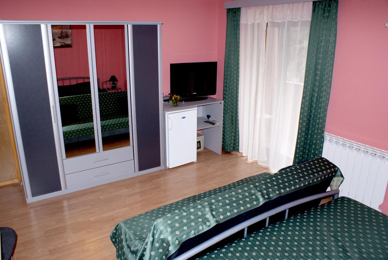 Hotel Pansion Ana Mali Lošinj Exterior foto